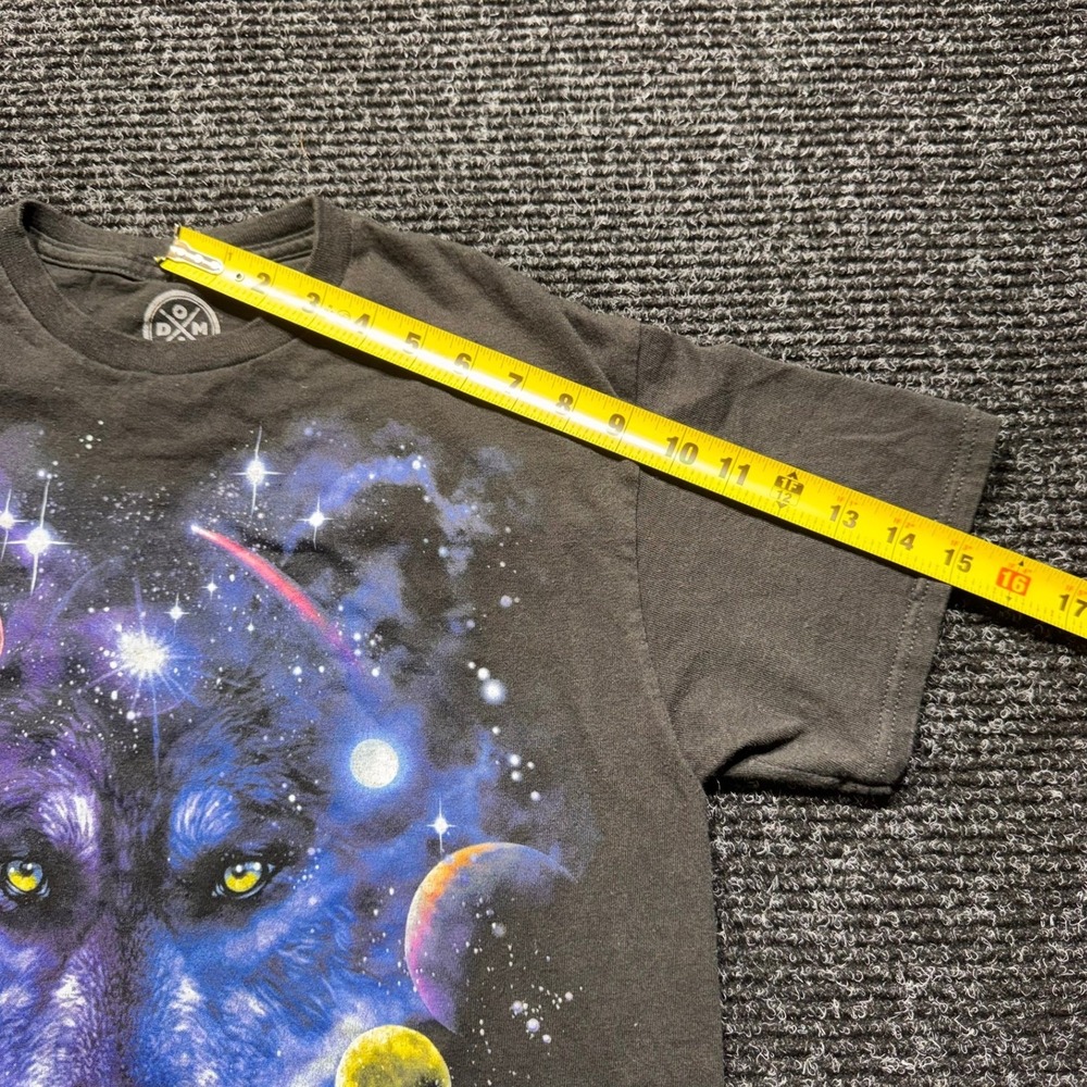Dom Wolf in Space Galaxy Graphic T-Shirt Mens Medium Black Planets Celestial Tee - Picture 7 of 11